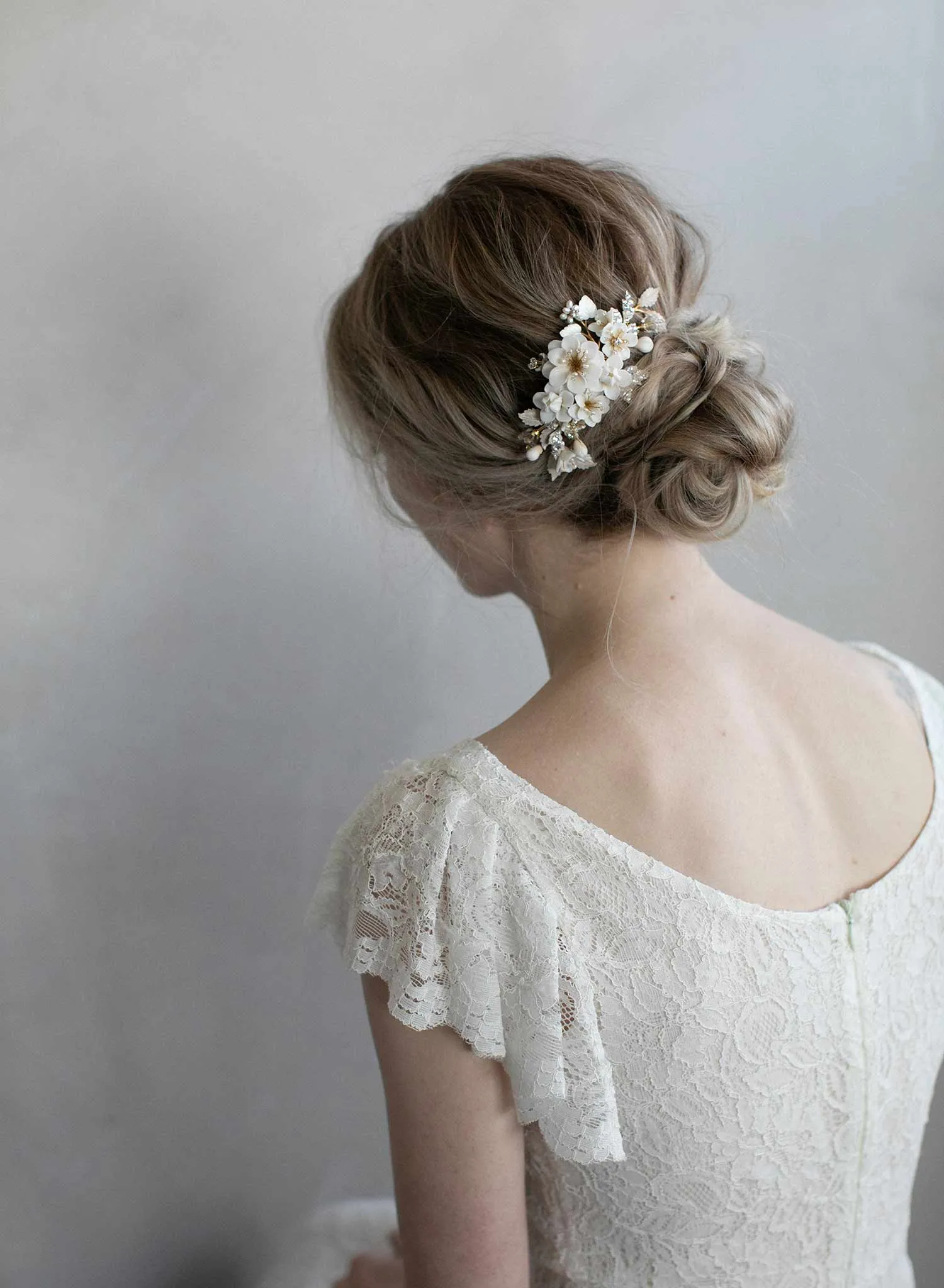 Creamy floral petite garden comb - Style #978