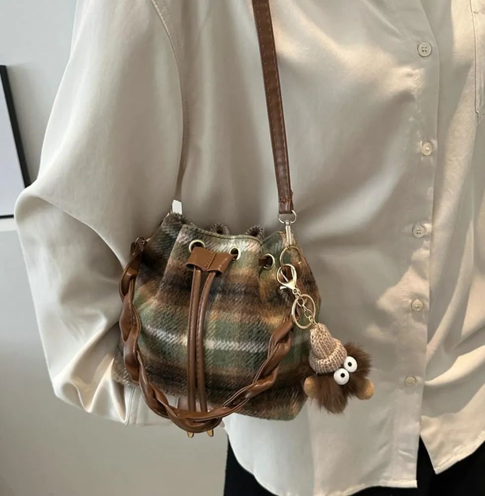 Cute Tweed Tote Bag Mini Sling Shoulder Bag Trendy Top Handle Purse Causal Bucket Purse Satchel Bag with Charming Pendent