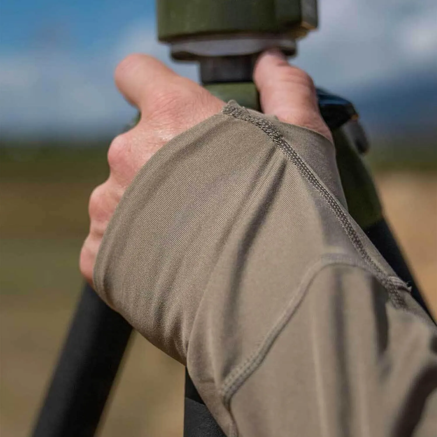 KUIU Gila LS Hoodie UPF 50  Cooling Shirt for Hunting & Outdoors Quick-Dry, Odor Resistant, Lightweight & Breathable