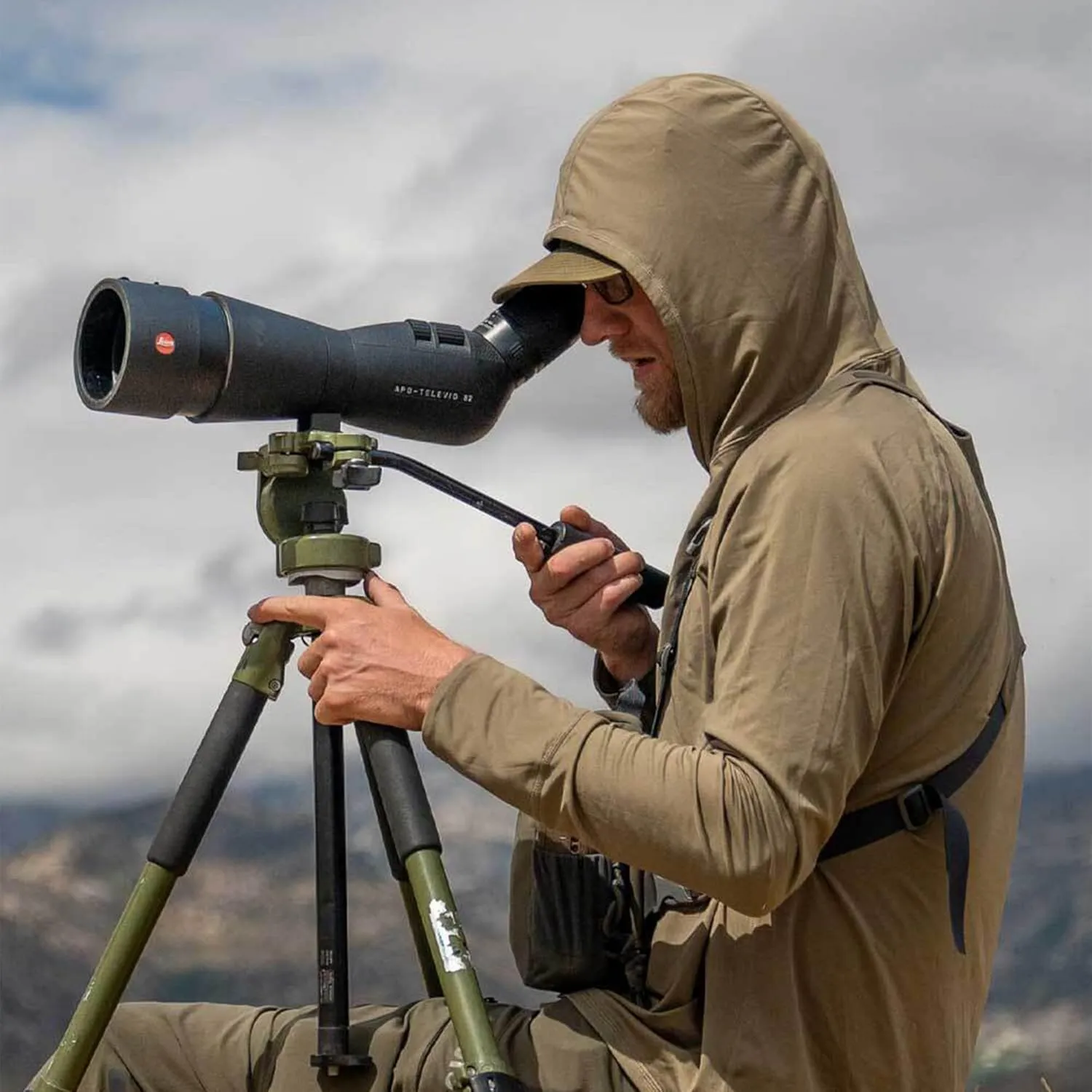 KUIU Gila LS Hoodie UPF 50  Cooling Shirt for Hunting & Outdoors Quick-Dry, Odor Resistant, Lightweight & Breathable