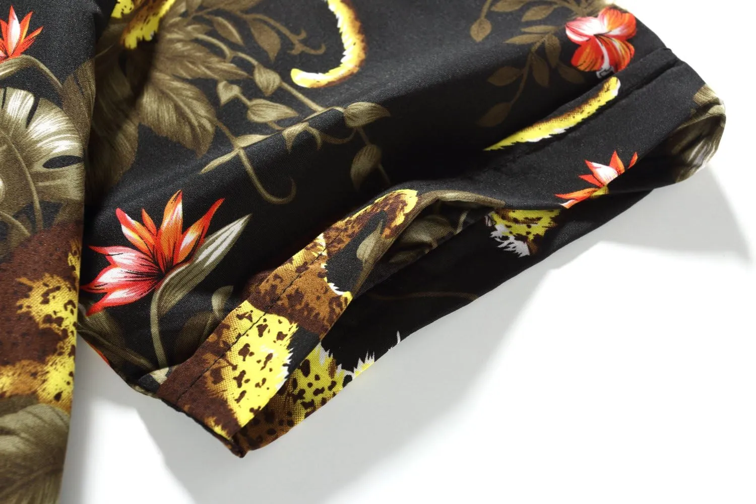 SSLR Mens Short Sleeve Button Down Shirts Casual Summer Hawaiian Shirts for Men